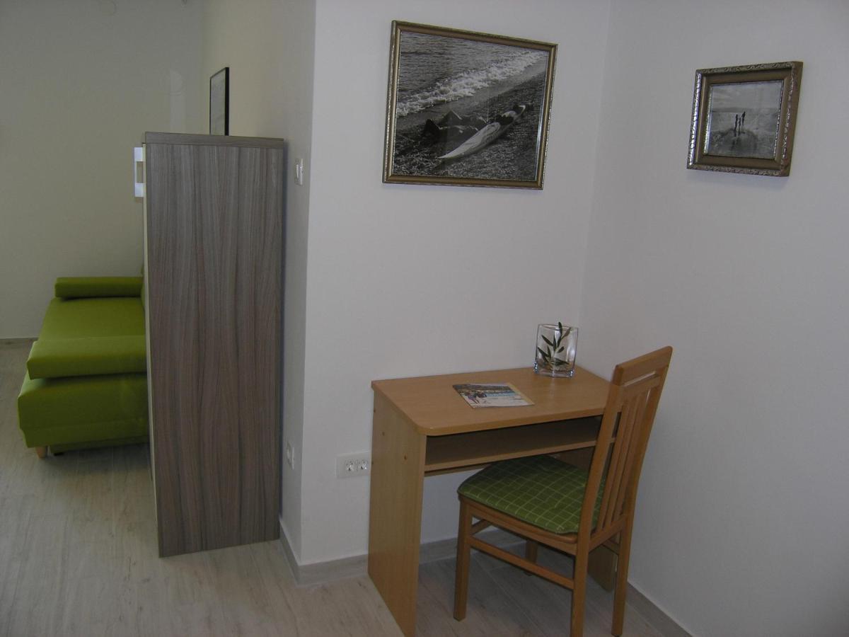 Apartments Gordana Baska For Relaxing Holidays Екстер'єр фото